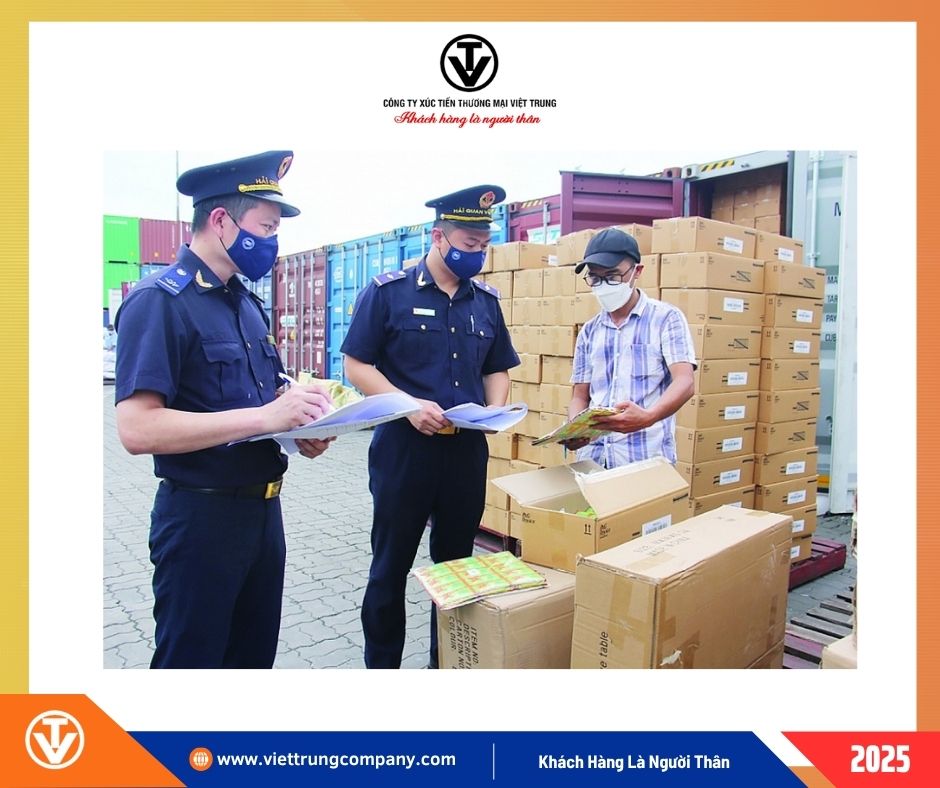 Chính Phủ siết chặt hoạt động kinh doanh, chấm dứt hàng giả